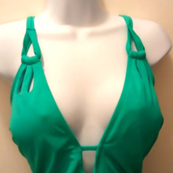 🎁NWT Swimsuit Adjustable Straps,High Leg,Stretchable Double-Layer,Push Up Pads - Picture 3 of 10
